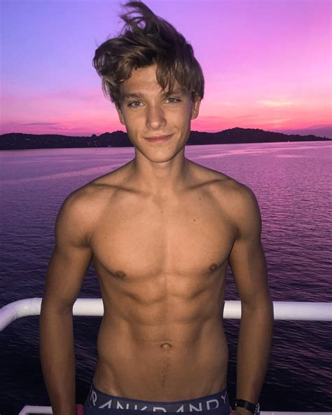 Famous Male Feet — Oliver Svejstrup Brynnum