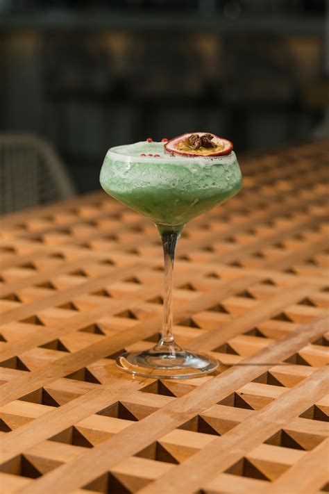 Ice Cream Shaped Glassware for Aromatic Edible Smoke BubblesFree