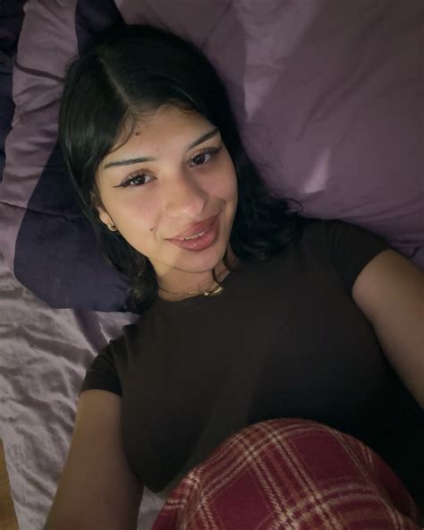 Yadhira (@iluvyad) • Instagram photos and videos