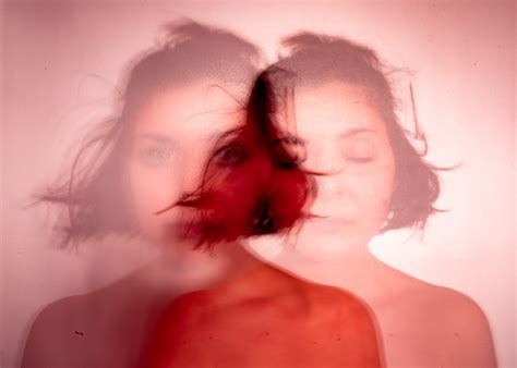 5 Cases of Why People Act Two-Faced - SELF MIND