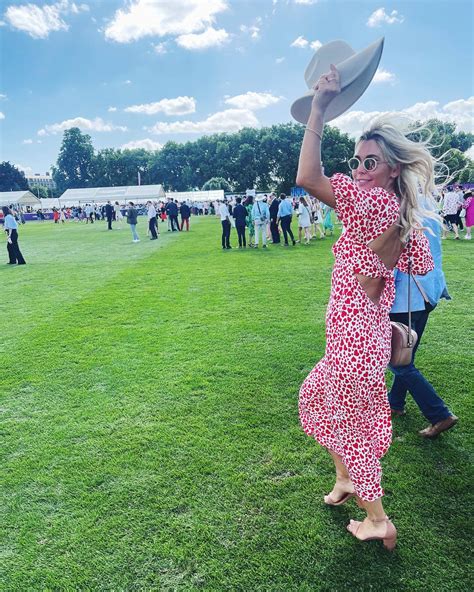 Danni Menzies's feet