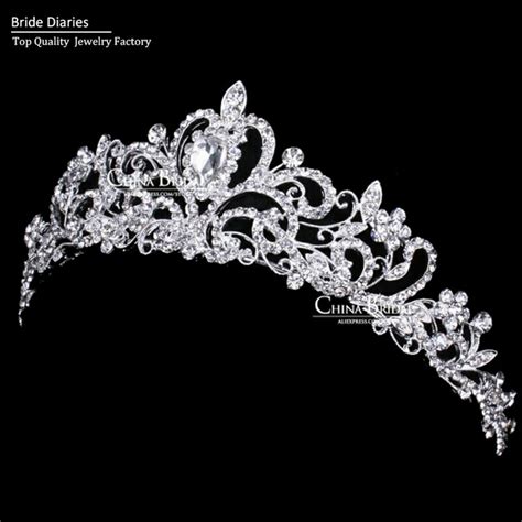 Coroa Dourada Tiara Arranjo Cabelo Noiva Debutante Noivado - R$ 108,00 ...
