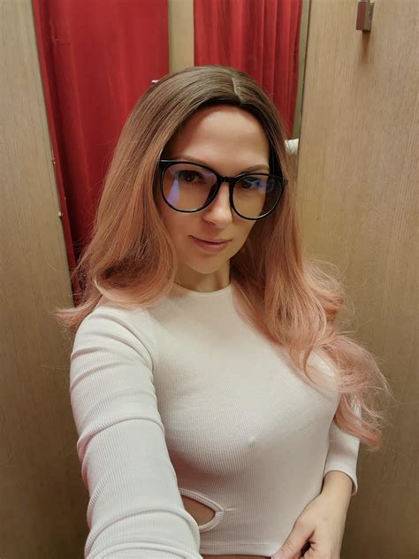 Can I be your new favorite? : r/SFWRedheads