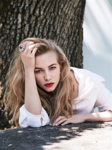 Svetlana Ustinova, Russian actress - Russian Personalities