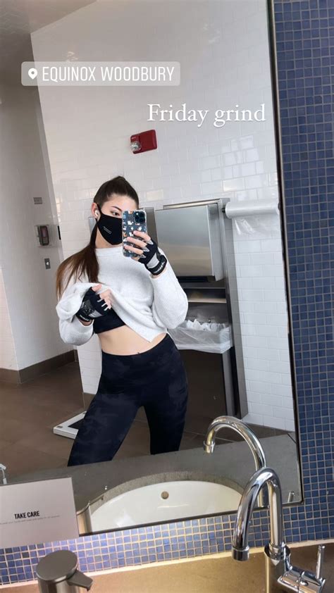 Abigail Canelle 03/02/2021 • CelebMafia