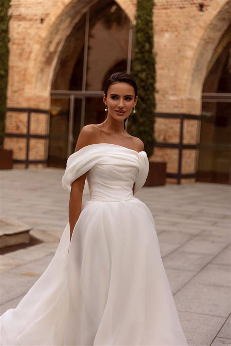 Nos Robes Collection 2024 - Les Robes de Mariée de Dorothée