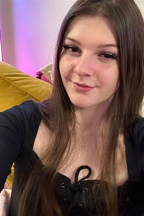 finnster in 2024 | Celebrities female, Femboy outfits, Seductive clothes