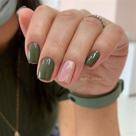Unha Decorada Verde Militar - Unhas verde militar: Tendência Outubro 2022 - UNHAS DECORADAS
