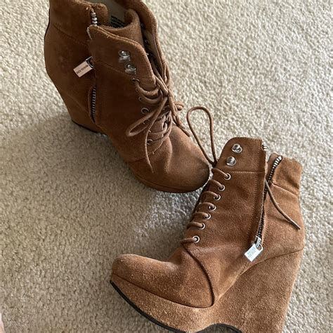 bundle  womens shoes size   brands depop