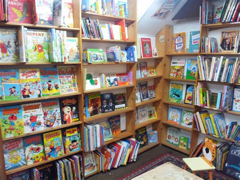 thanetonline childrens books   bookshop  easy piano