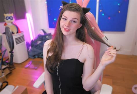 She’s a girl with something extra up her dress. A really big gun! : r