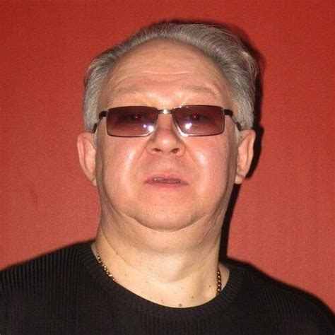 Musik von Иван Кучин: Alben, Lieder, Songtexte | Auf Deezer hören