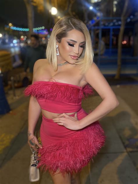 (+1) 213-295-7422 | Sofía Ferreira | Hispanic / Latin Transsexual