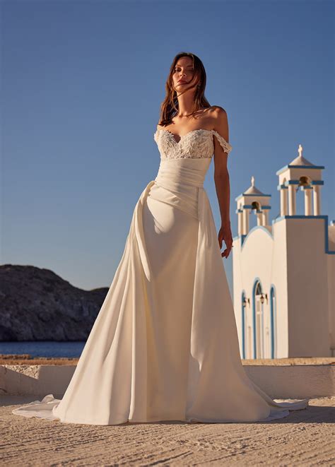 Detachable Train | Detachable Wedding Train | Allure Bridals