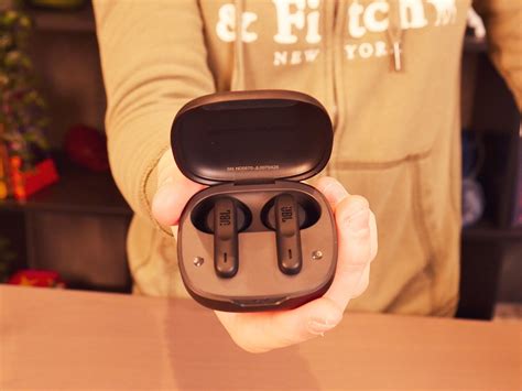 Test des JBL Wave 300 TWS : Un bon prix mais de sérieux manquements