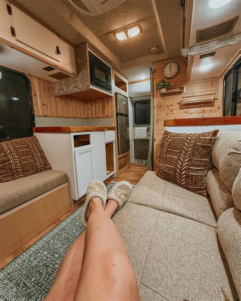 Jaylena Dunn (@leavejaylenawild) • Instagram photos and videos