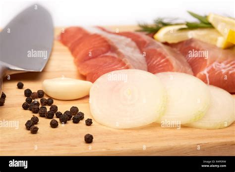 Fresh raw fillet of salmon Stock Photo - Alamy