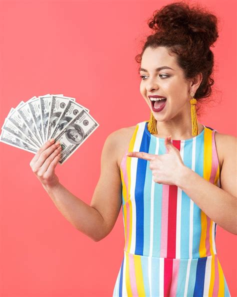 mary holm         money