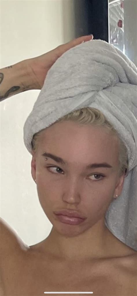 Rara Knupps!! Social Media Person & Corn Star : r/VindictaRateCelebs