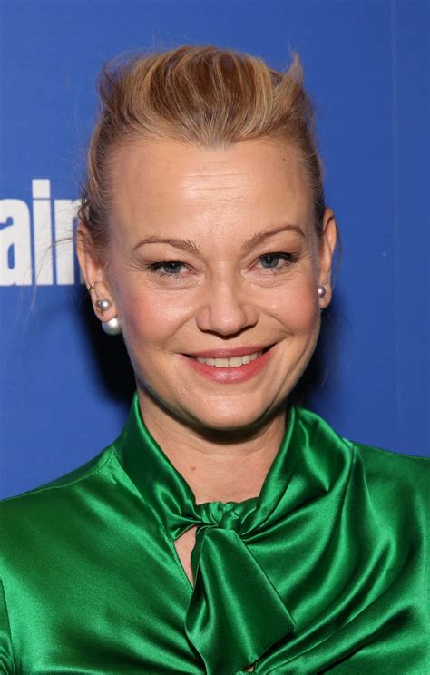 Samantha Mathis 2022