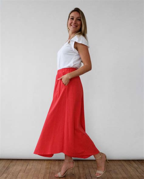 FAWN skirt in Cherry Punch – Elegantees