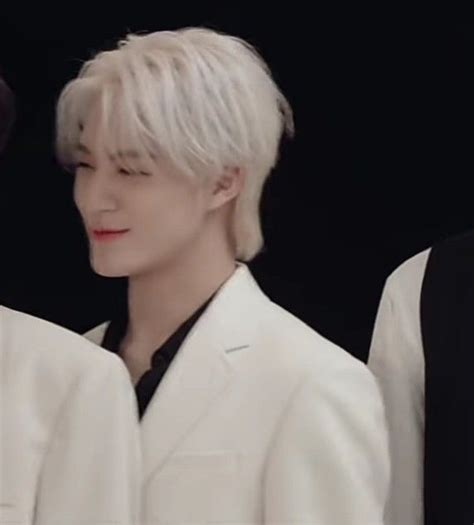 Pin oleh คุณนายจอง di jeno | Gambar pacar, Keluarga lucu, Gambar