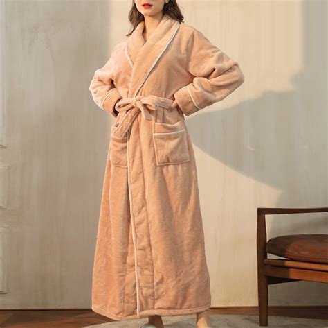 luxurious robe for women 4