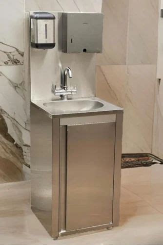material stainless steel portable hand wash station    mumbai