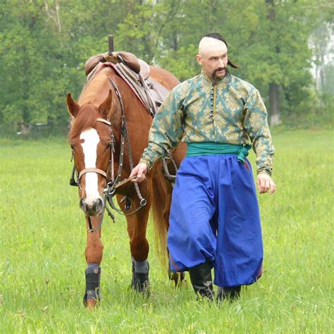Новини з перчинкою: Козаки майже ніколи не носили шаровари, - історик