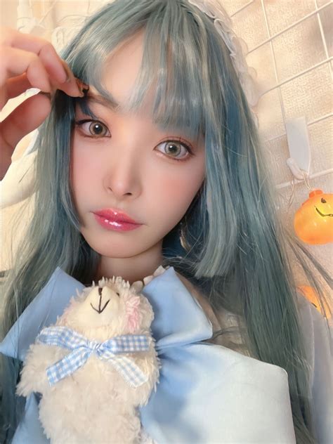 𝐊𝐚𝐧𝐚 𝐌𝐨𝐦𝐨𝐧𝐨𝐠𝐢 (English ver) on Twitter: "Happy Halloween....💎🧊 What's ...