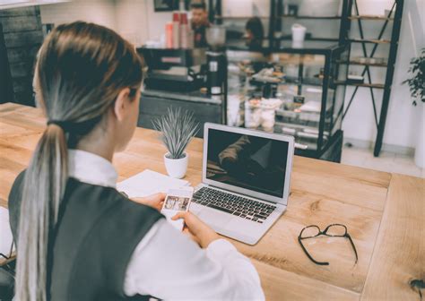 How to Spot and Avoid Recent Phishing Scams | Vertilocity