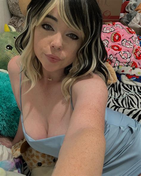 Daisy (: (@daisyy_mayyy) • Instagram photos and videos