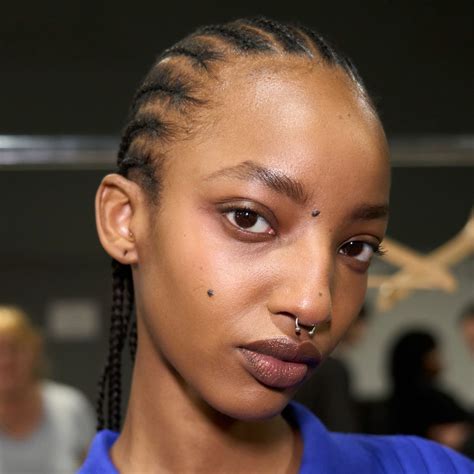 How to Shave for Smooth, Bump-Free Skin, Per a Beauty Editor | Marie Claire