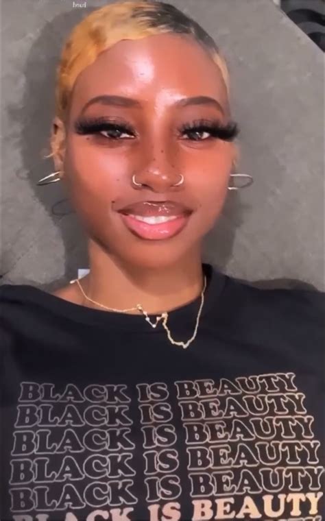 TW Pornstars - 2 pic. IG: Ziplockdomo. Twitter. ‘Black Is Beauty’ tee