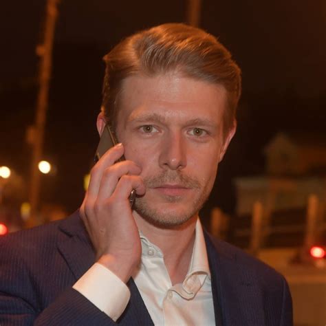 Никита Ефремов впервые за долгое время вышел в свет - Вокруг ТВ.
