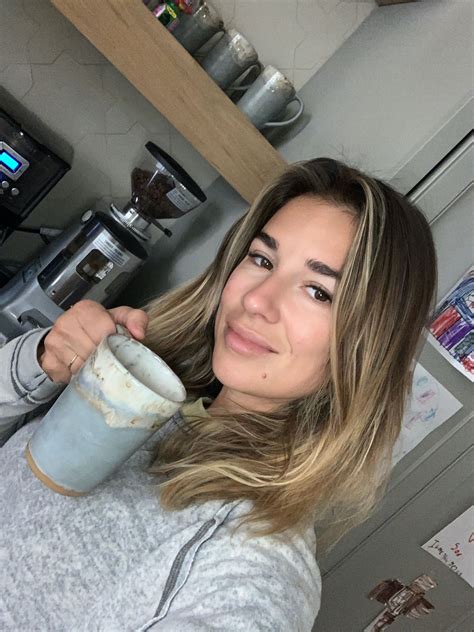 Jessie James Decker Hair