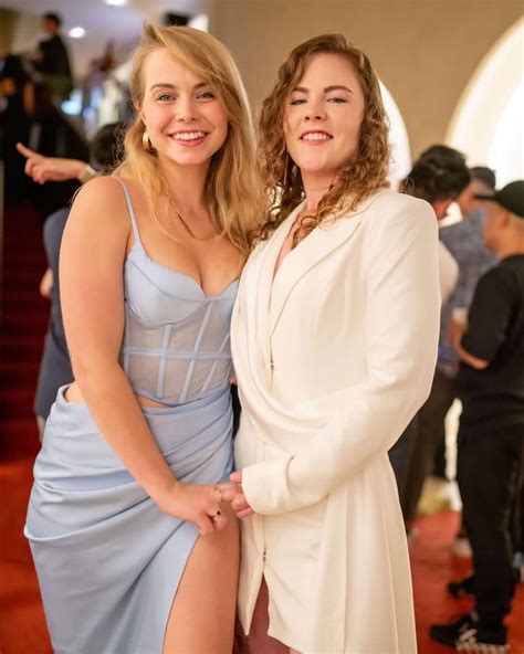 HaileeandKendra - HaileeandKendra added a new photo.