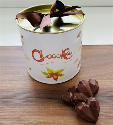Lata com 200 gramas de Chocolate Ao leite - Chocoká - Chocolate ...