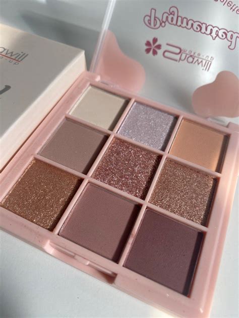 Shawill Eyeshadow Palette, Beauty & Personal Care, Face, Makeup on ...