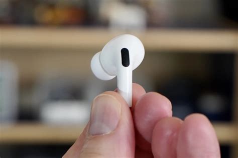 Airpods trackers pro
