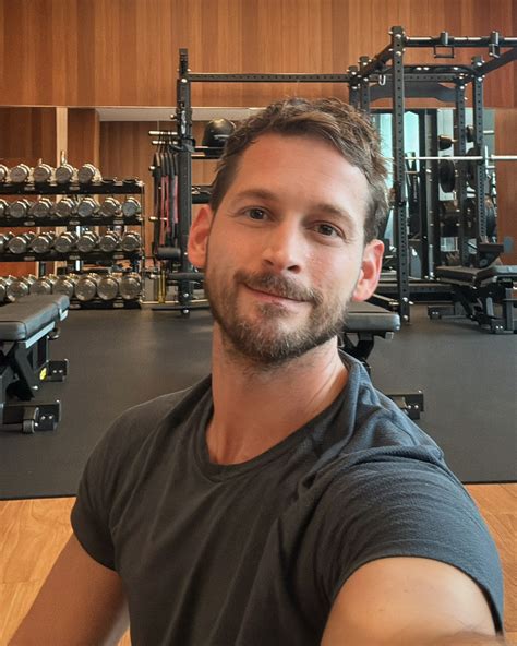 Max Emerson (@maxisms) • Instagram photos and videos
