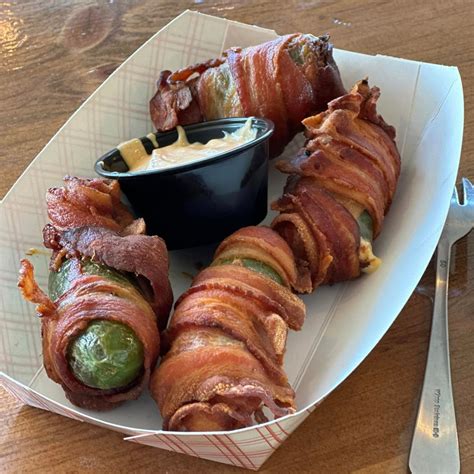 One Eyed Willy's Seafood Shack | Best Seafood Restaurant in Meriden