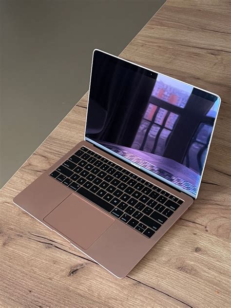 Macbook Air i5 256 GB 8 GB RAM Rose Gold