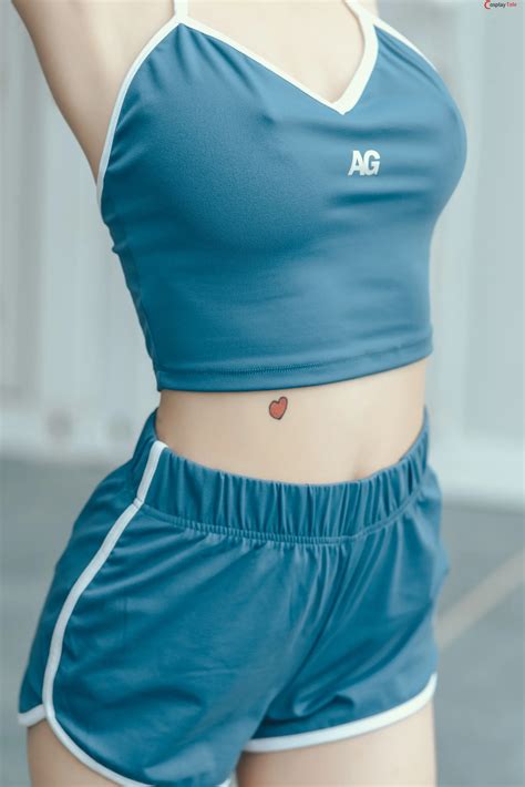 桃良阿宅 (taoliangazhai) – Morning run “44 photos” - NudeCosplayGirls.com