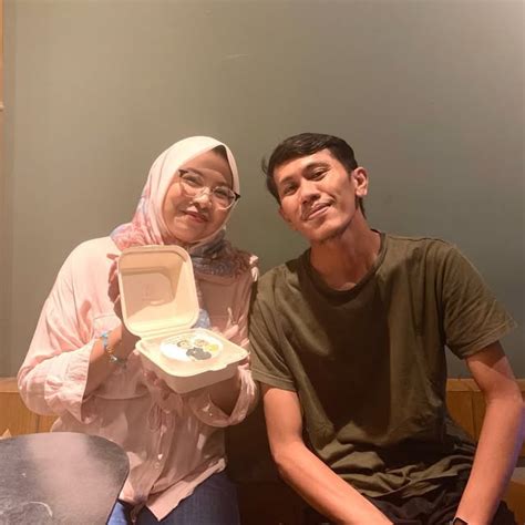 Ria Anggraini (@anggrraria) • Threads, Say more