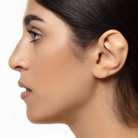 Exploring Safe Techniques: Using a Blow Dryer for Water Removal in Ears - Hunter Games Magazine