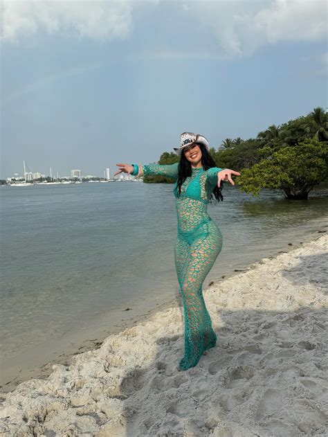 Alexandra Cohen | Just sharing what I truly love to do when I’m in my