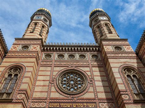 Private Tours In Budapest | Travel Curious