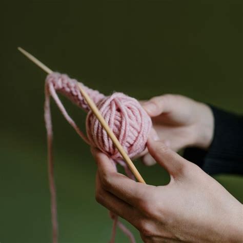 How to Knit for Beginners Blog - Knitting Creative