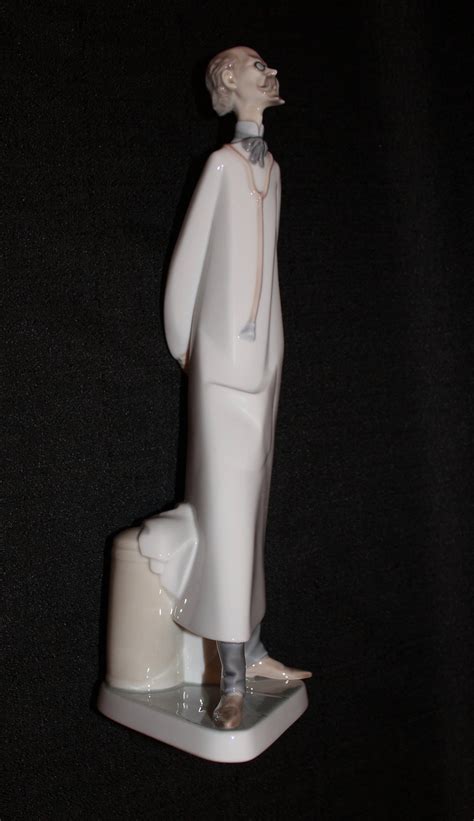 Vintage Lladro Figurine Medical Doctor Medico Early 4602 RARE 1960's ...